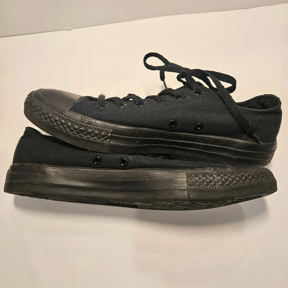 Converse Chuck Taylor All Star Low‎ Top Black Monochrome Sneakers Mens 7 W 9
